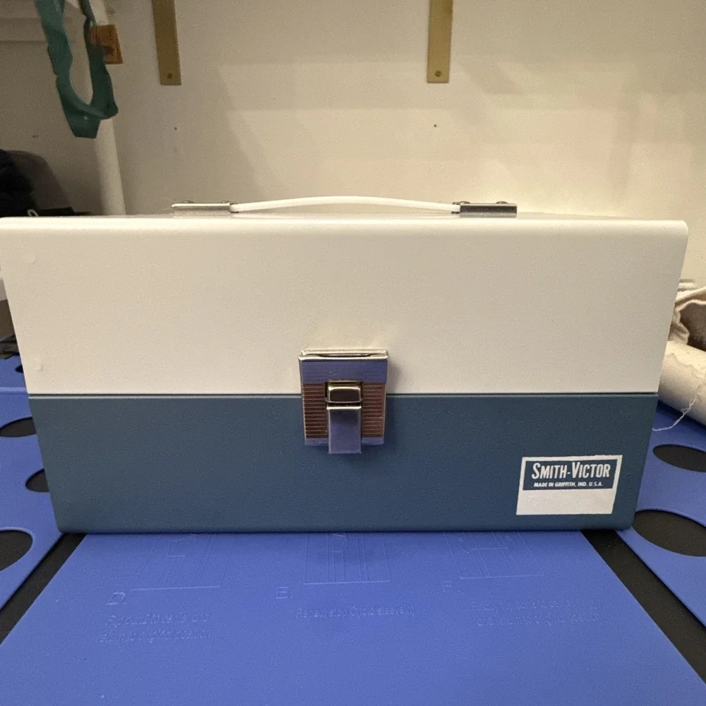 Smith-Victor storage metal